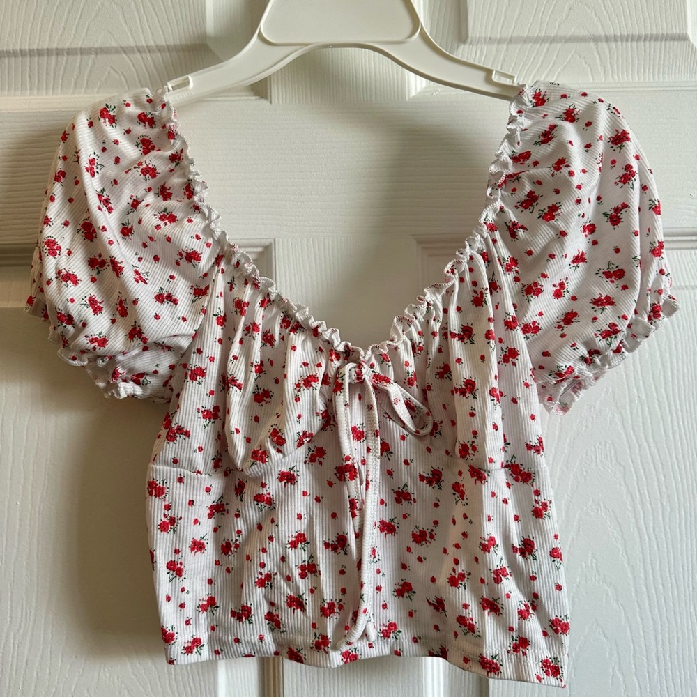 SHEIN Red & White Floral Blouse